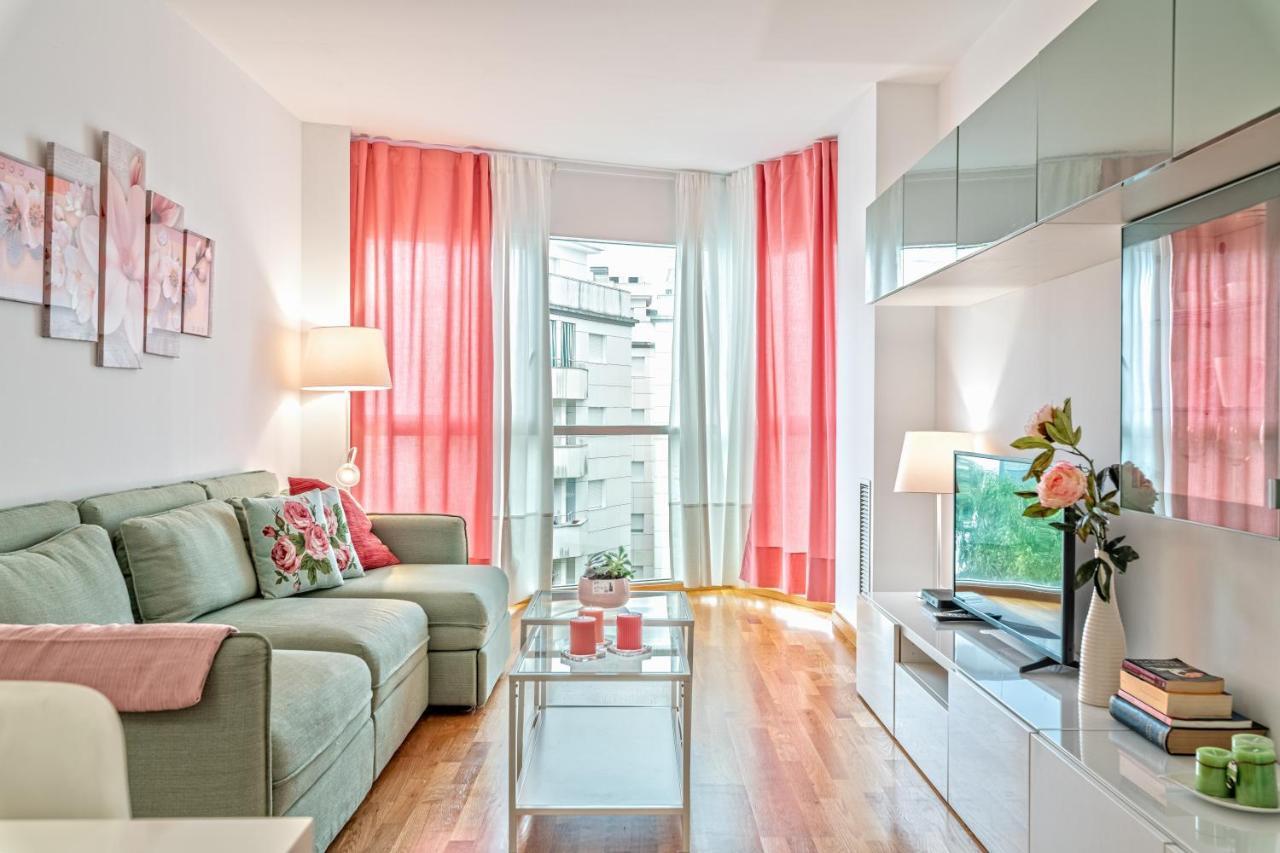 Calido Apartamento Con Piscina En Barcelona Ріпульєт Екстер'єр фото