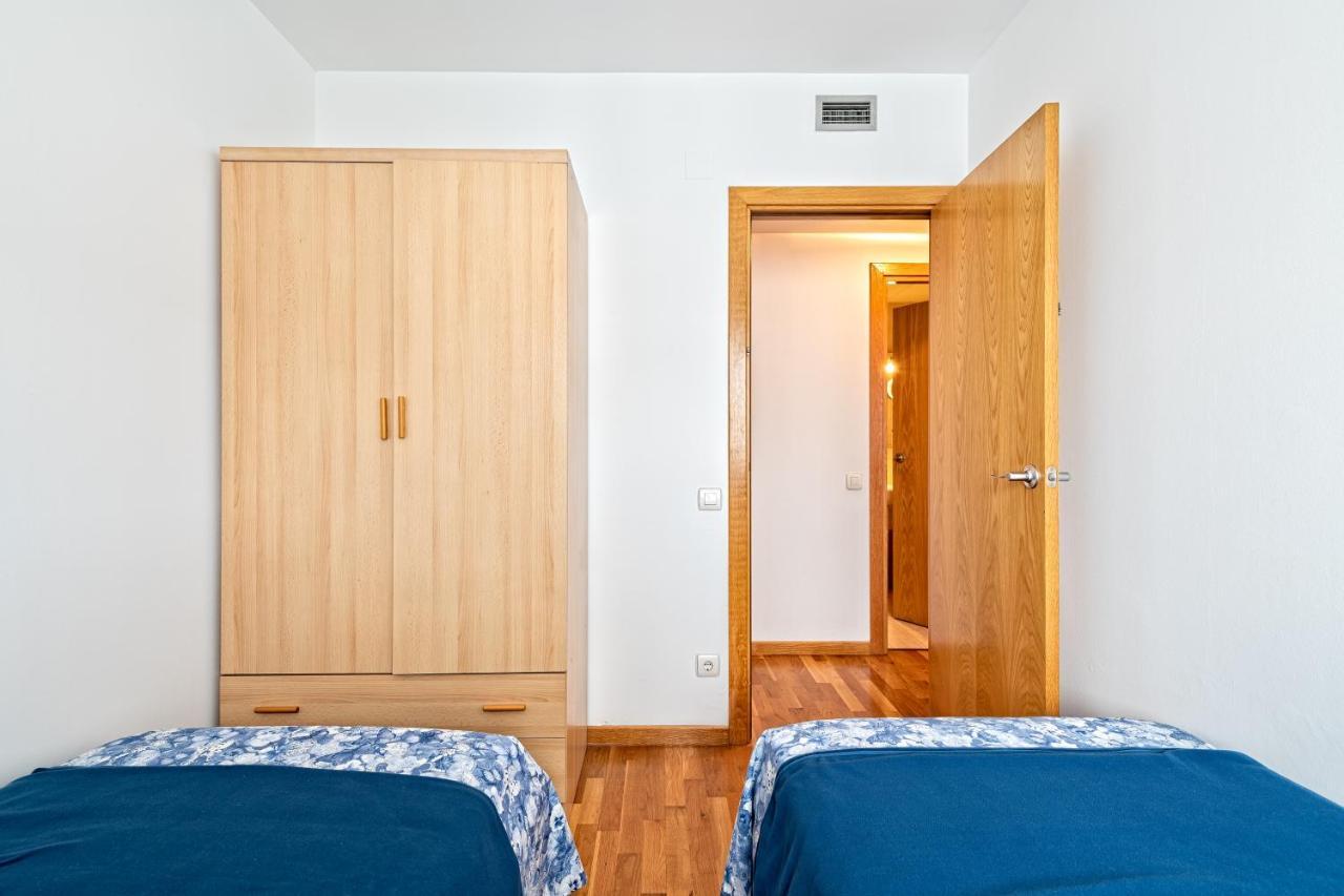 Calido Apartamento Con Piscina En Barcelona Ріпульєт Екстер'єр фото